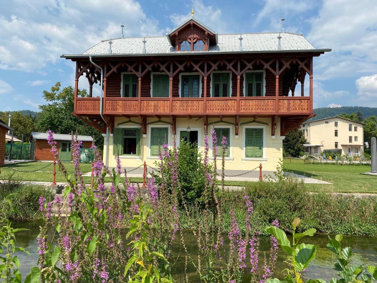 Villa Ruska Daca 류블랴나 외부 사진